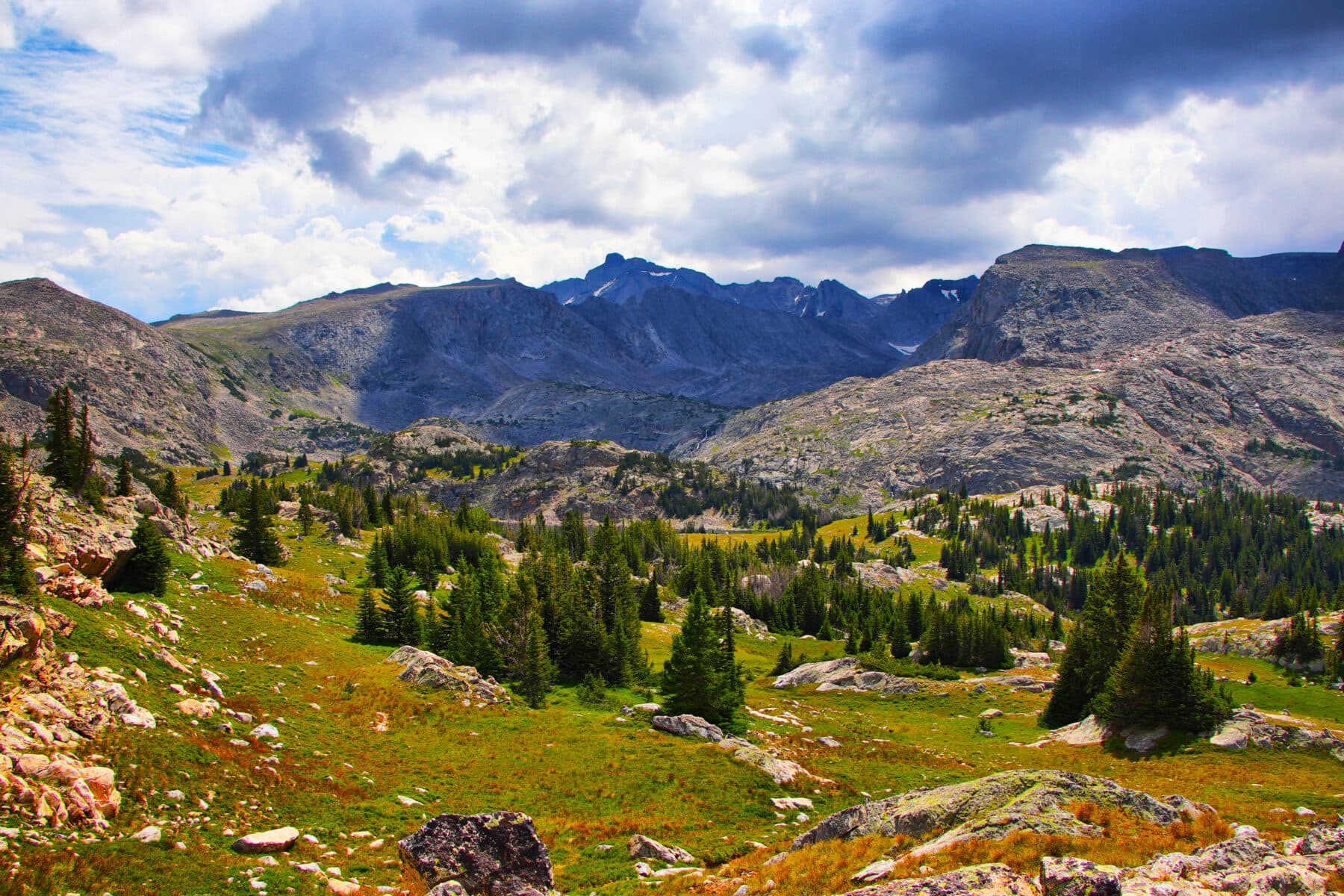 Trail 060 Crater Lakes Wyoming
