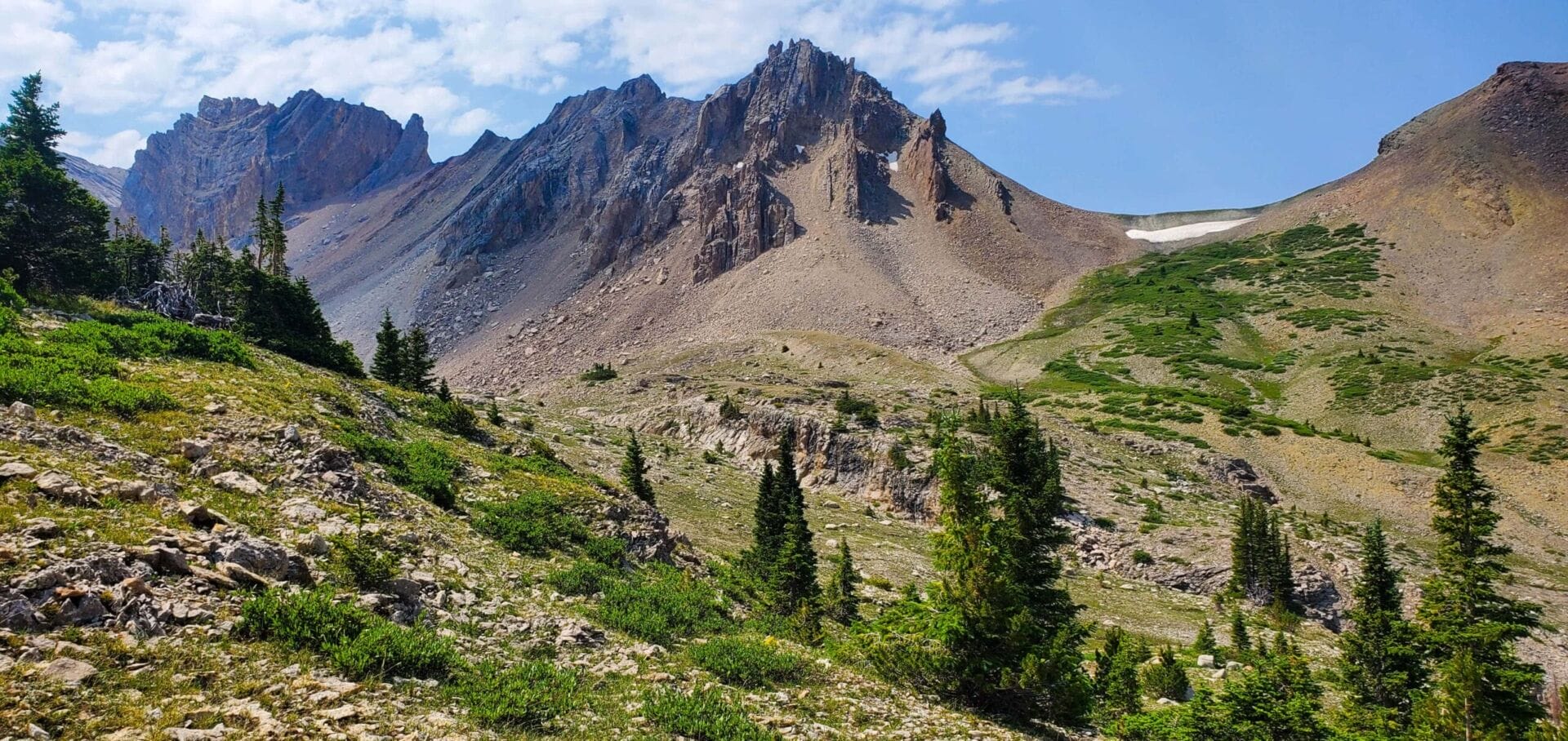 Review 9 Miles Hiking Gypsum Creek Lakes, Wind River Range
